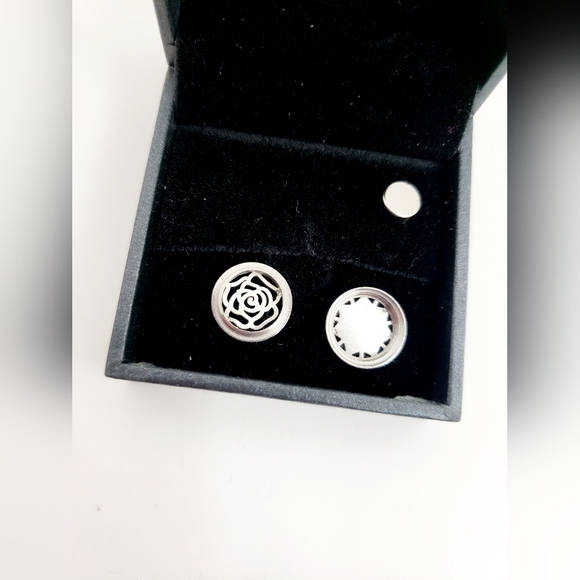 Aromatherapy Diffuser - Magnetic - Picture 3 of 7